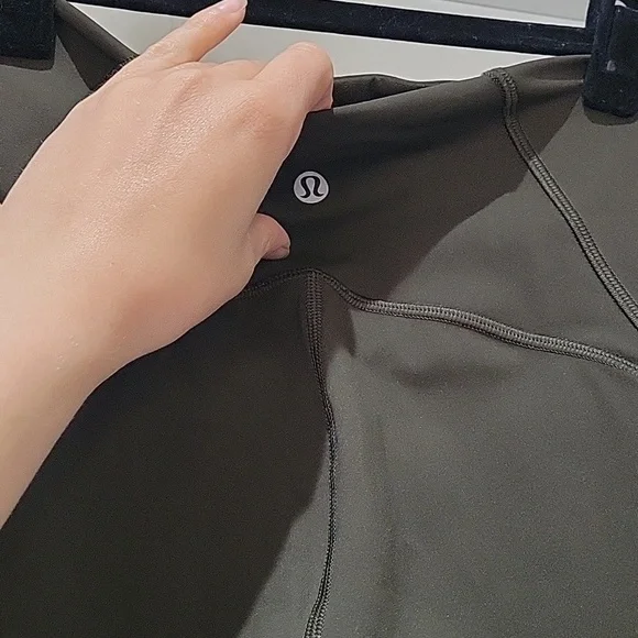 Training tight - Picture 5 of 5